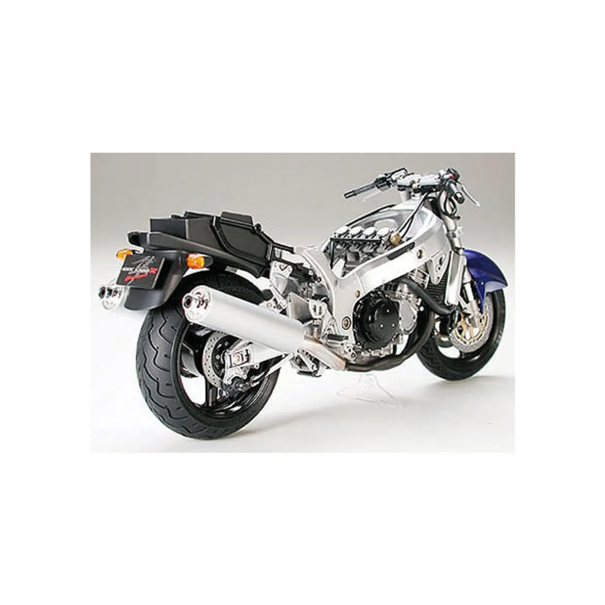 Tamiya 1/12 Suzuki Hayabusa GSX1300R Model Kit