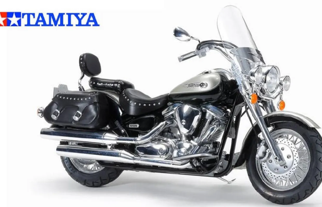 Tamiya 1/12 Yamaha XV1600 Road Star Custom Model Kit