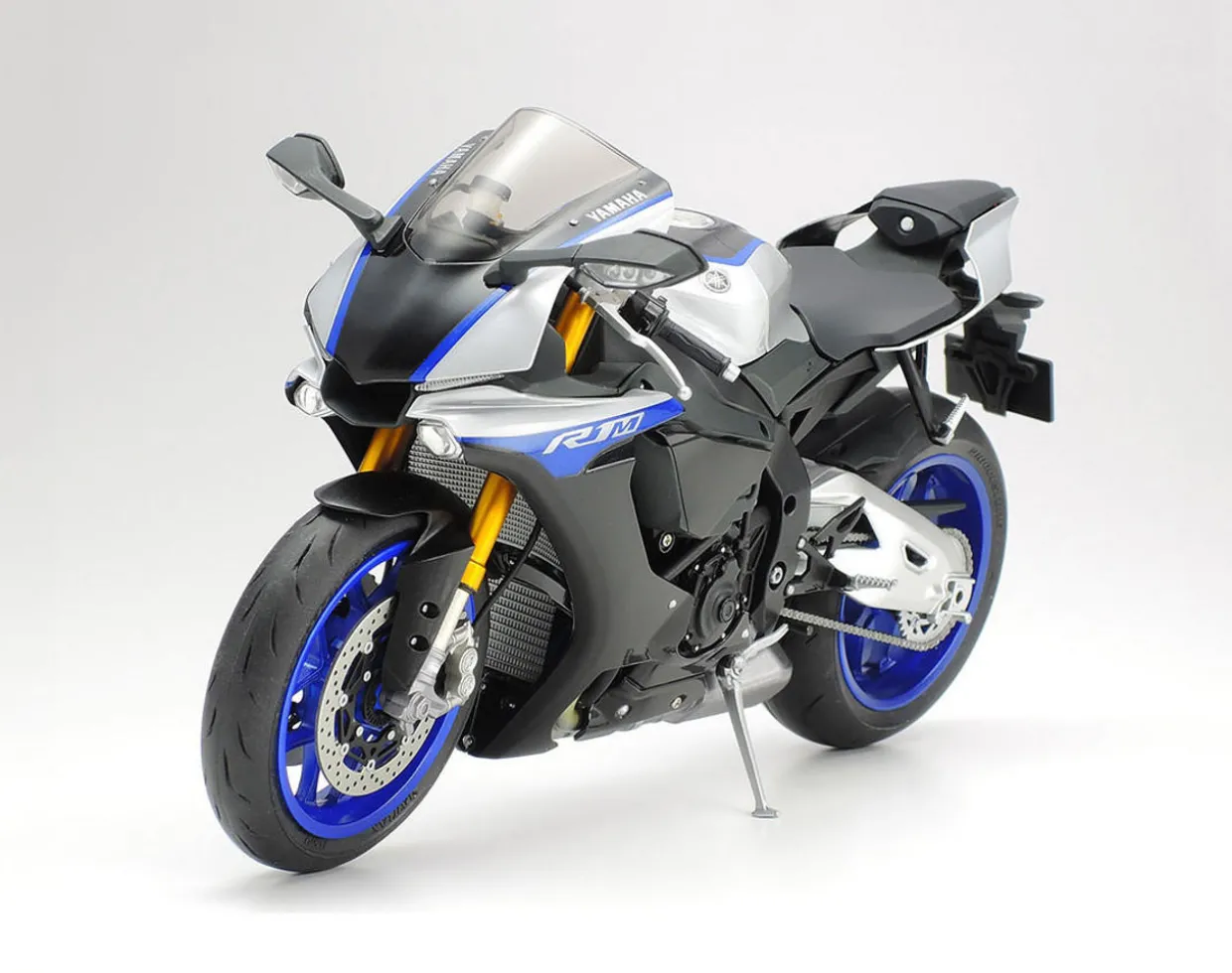 Tamiya 1/12 Yamaha YZF-R1M Model Kit