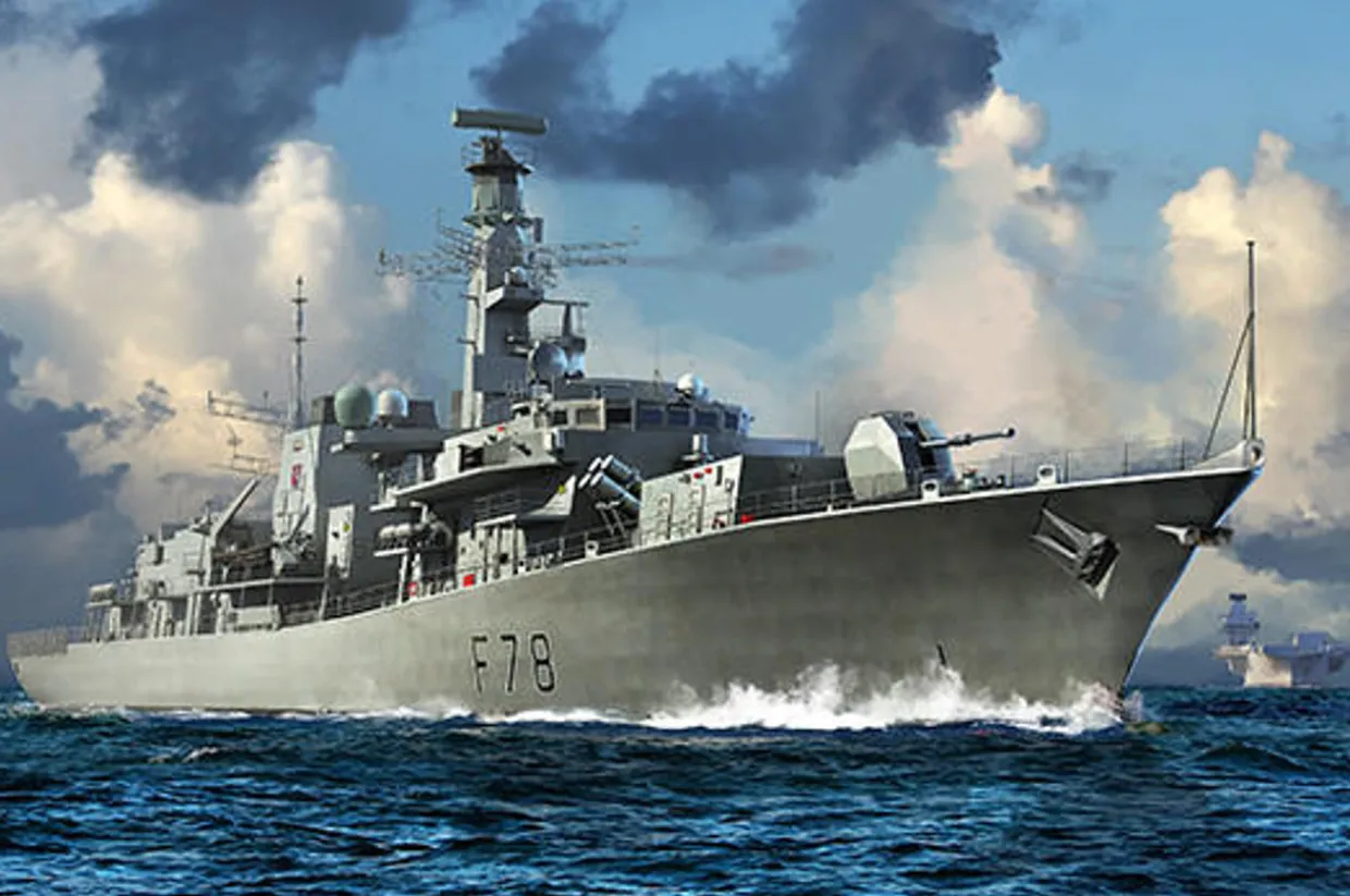 Trumpeter 1/700 HMS Kent F78 Type 23 Frigate